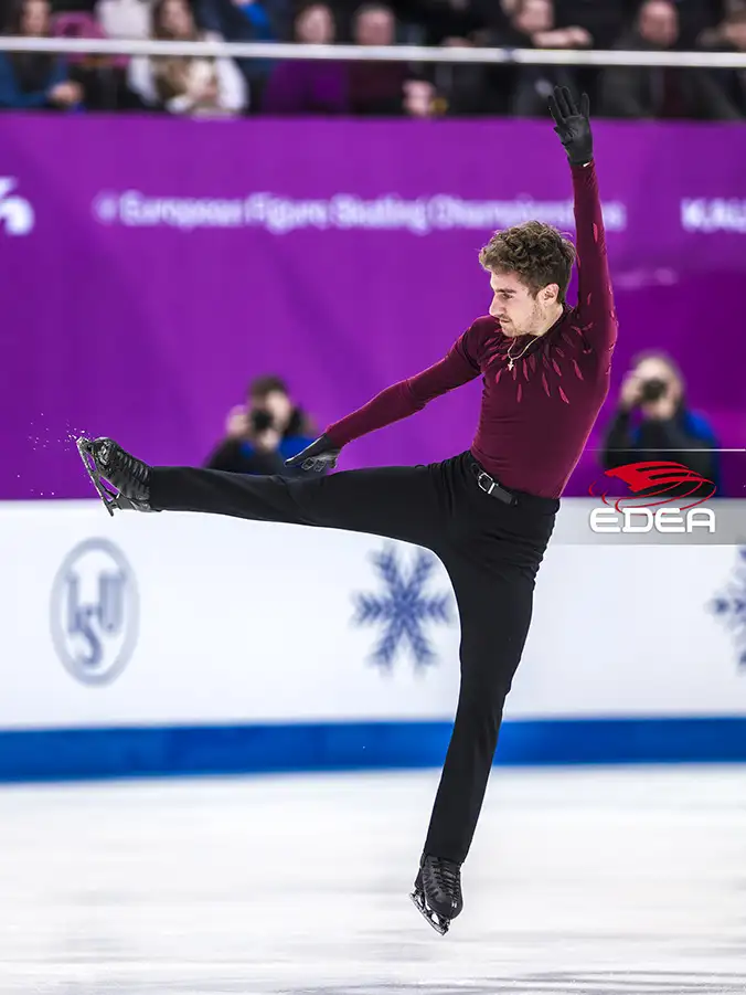 Ice Gallery Skates U.S.
